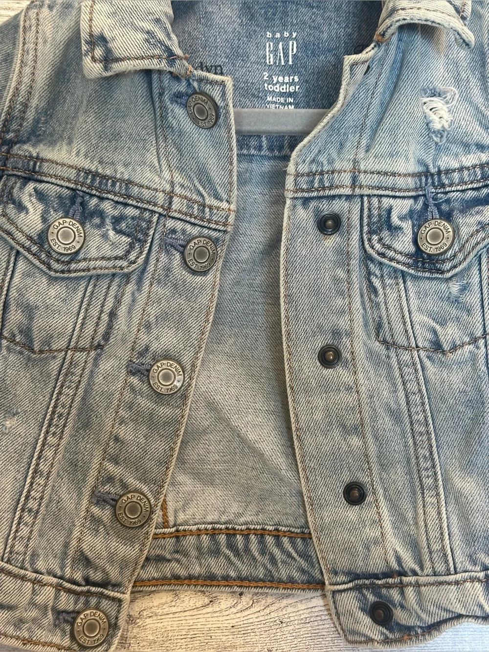 Baby GAP Kids Light Wash Denim Jacket 2years.